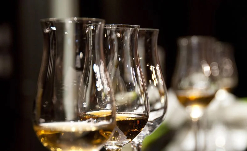 Analisi dell'alcol Analisi dell'alcol