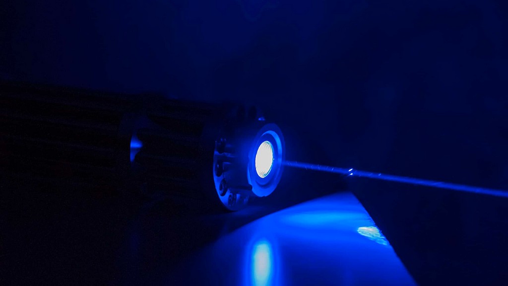 ANSI Z136.7 Lazer Koruyucu Ekipmanların Test Edilmesi ve Etiketlenmesi