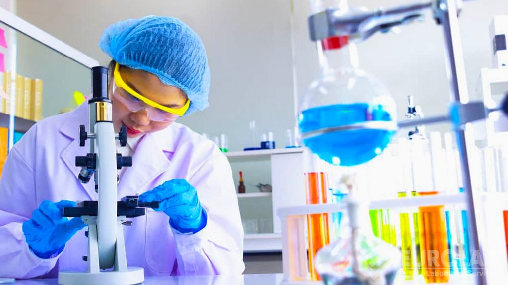 Determinazione del fosforo nei fanghi di trattamento (TS EN 12457-4)