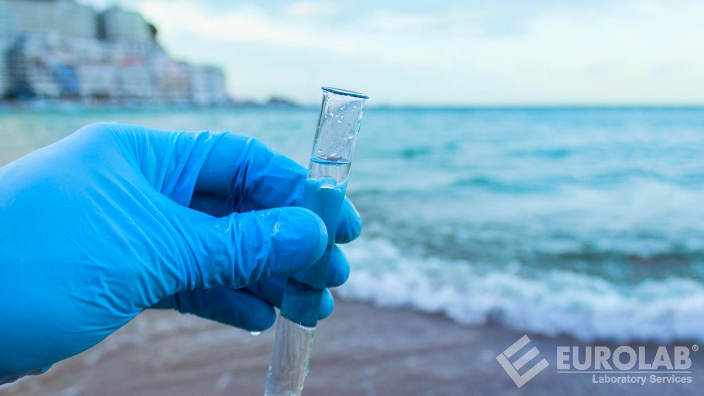 ASTM D6903-07 Méthode d'essai standard pour déterminer le taux de libération de biocides organiques à partir de revêtements antisalissures dans l'eau de mer de substitution