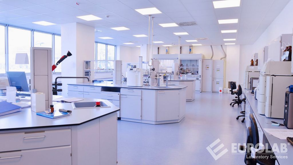 ASTM F2096-11 Metodo di prova standard per il rilevamento di perdite grossolane negli imballaggi mediante pressurizzazione interna (prova a bolle)