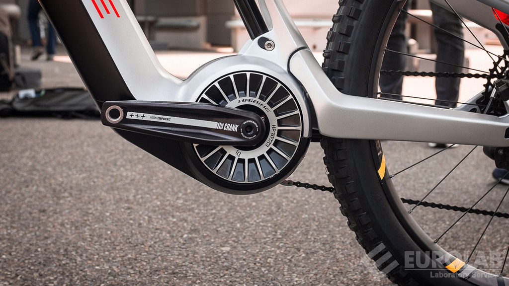 Test di plastica per bici elettriche Test di plastica per bici elettriche