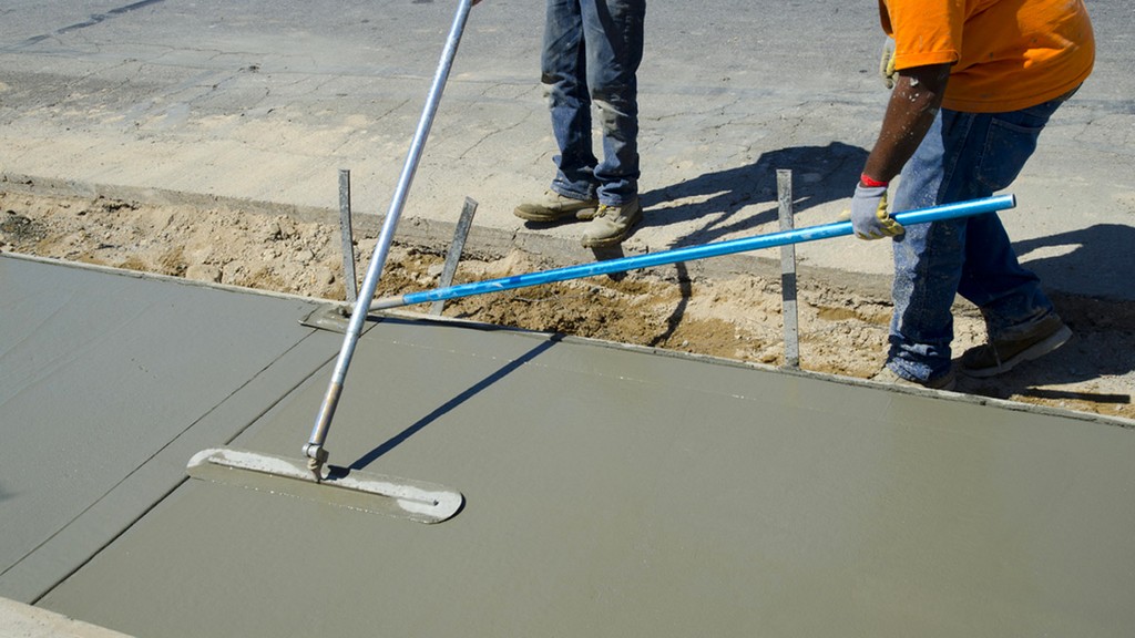 EN 14694 Su Yalıtımı İçin Esnek Levhalar - Beton Köprü Tabliyeleri ve Taşıtların Geçebildiği Diğer Beton Yüzeylerin Su Yalıtımı - Ön İşlemle Hasar Sonrası Dinamik Su Basıncına Karşı Direncin Belirlenmesi