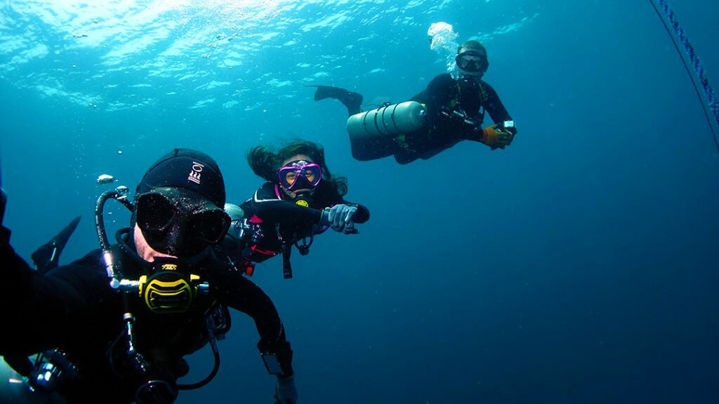 EN 1972 Dalış Ekipmanı - Şnorkeller - Gereksinimler ve Test Yöntemleri