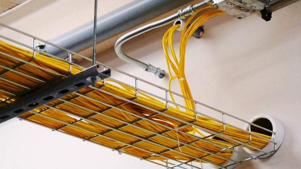 EN IEC 61386 Sistemi di canaline per la gestione dei cavi EN IEC 61386 Sistemi di canaline per la gestione dei cavi