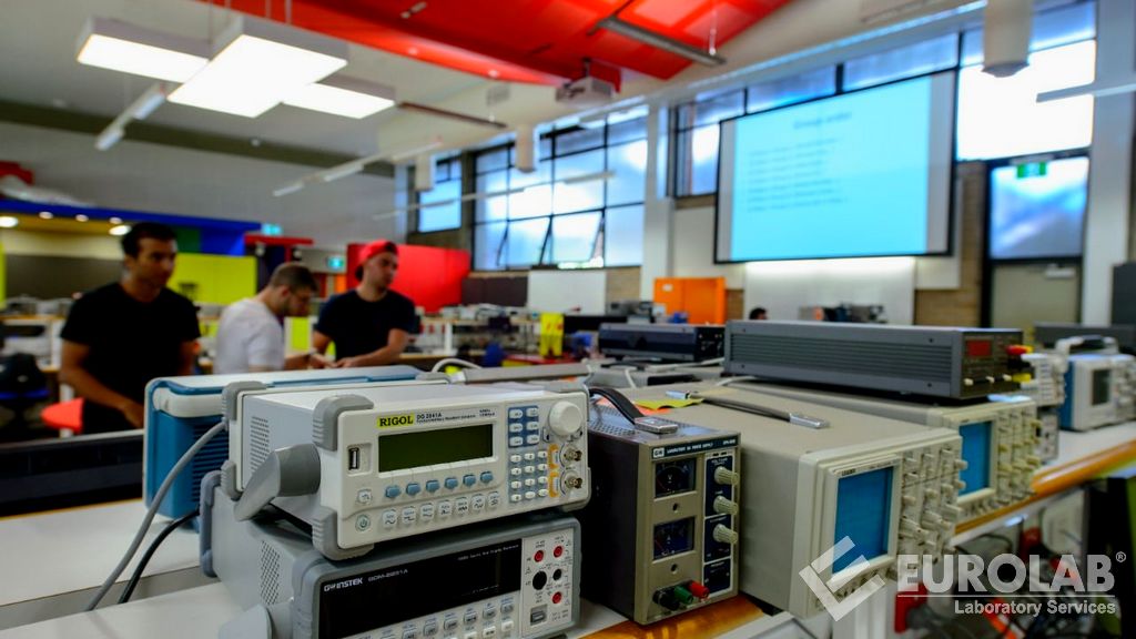 IEC 60917-1 Layout modulare per lo sviluppo di strutture meccaniche per applicazioni di apparecchiature elettriche ed elettroniche - Parte 1: Standard generale IEC 60917-1 Layout modulare per lo sviluppo di strutture meccaniche per applicazioni di apparecchiature elettriche ed elettroniche - Parte 1: Standard generale