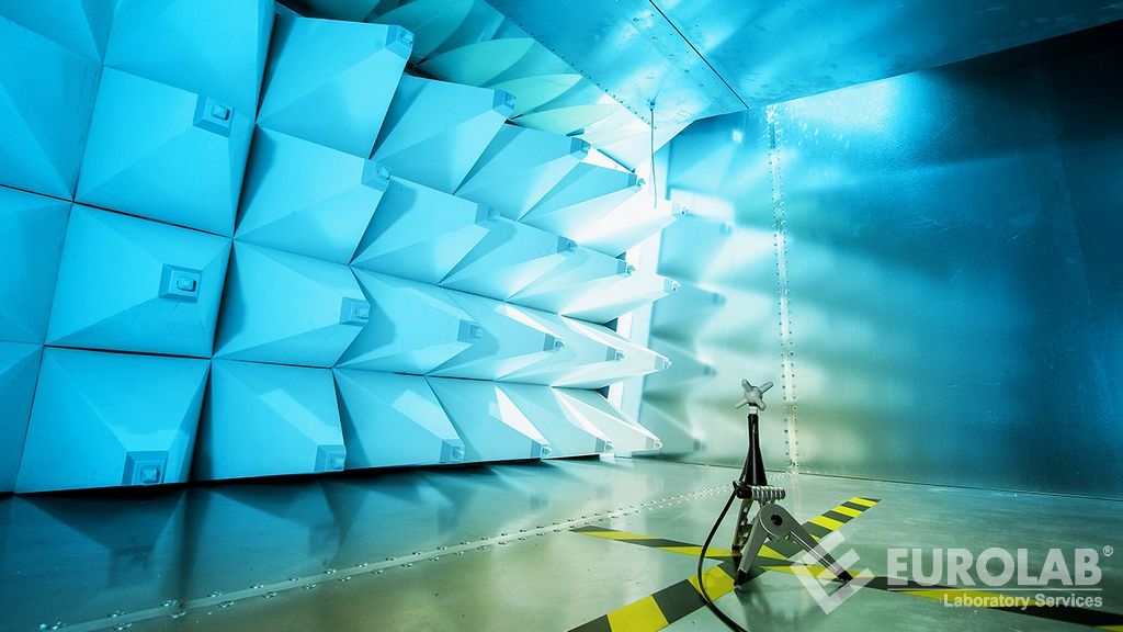 IEC 61000-4-3 Compatibilità elettromagnetica (EMC) - Parte 4-3: Tecniche di prova e misurazione - Prove di immunità ai campi elettromagnetici, a radiofrequenza e irradiati