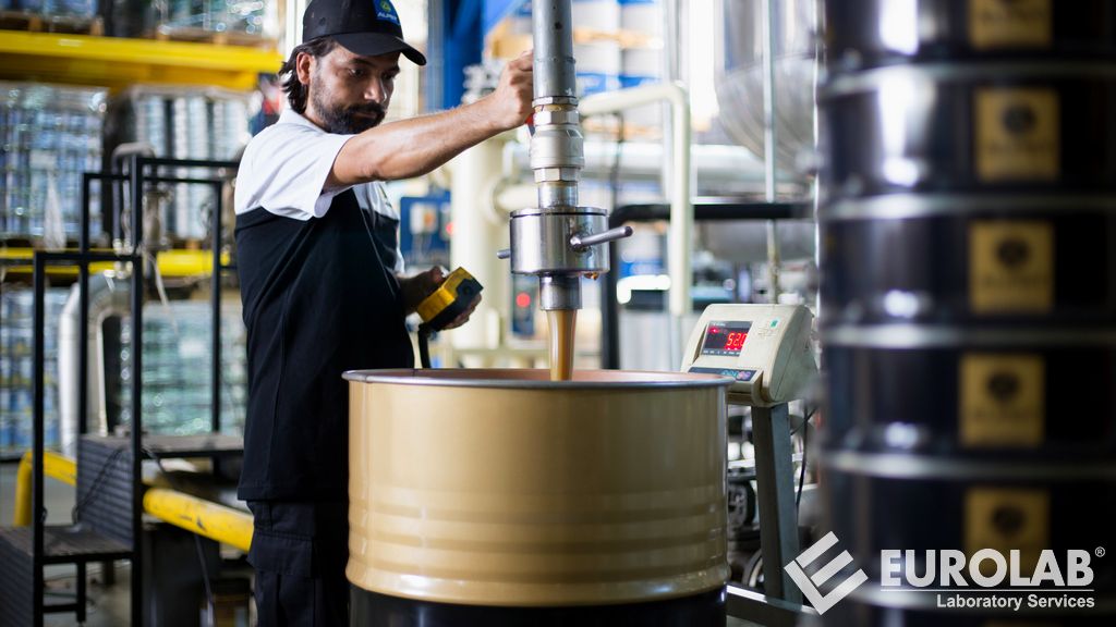 ISO 19378 (TS 13425) Lubrificanti, lubrificanti industriali e prodotti correlati (classe L) - Lubrificanti per macchine utensili - Categorie e caratteristiche