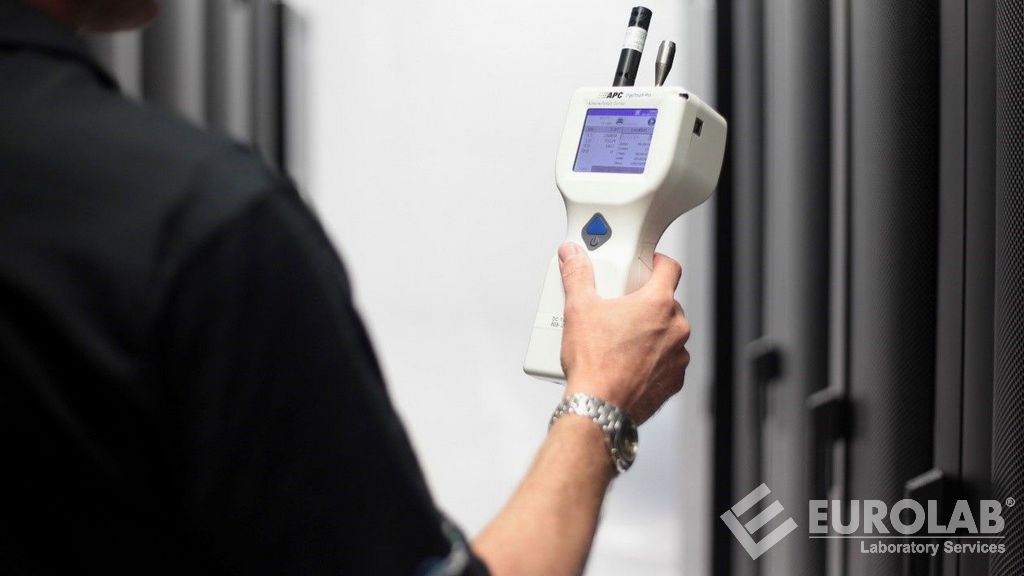 Test di qualità dell'aria interna conforme ai criteri LEED v4 Test di qualità dell'aria interna conforme ai criteri LEED v4