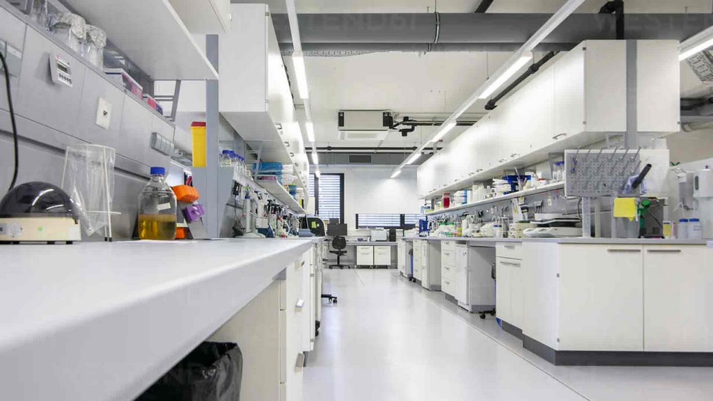 Mercedes-Benz DBL 5307 Alev Geciktirici Özellikler - İç Döşeme Parçaları - Gereksinimler ve Test Spesifikasyonları