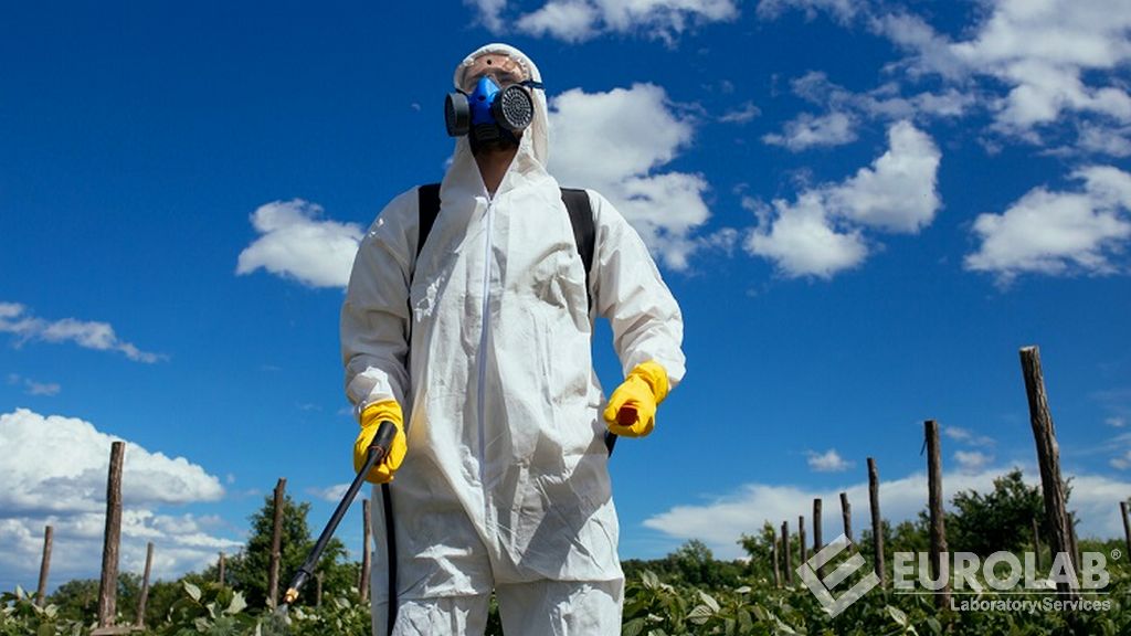 Tests van zware metalen in pesticiden