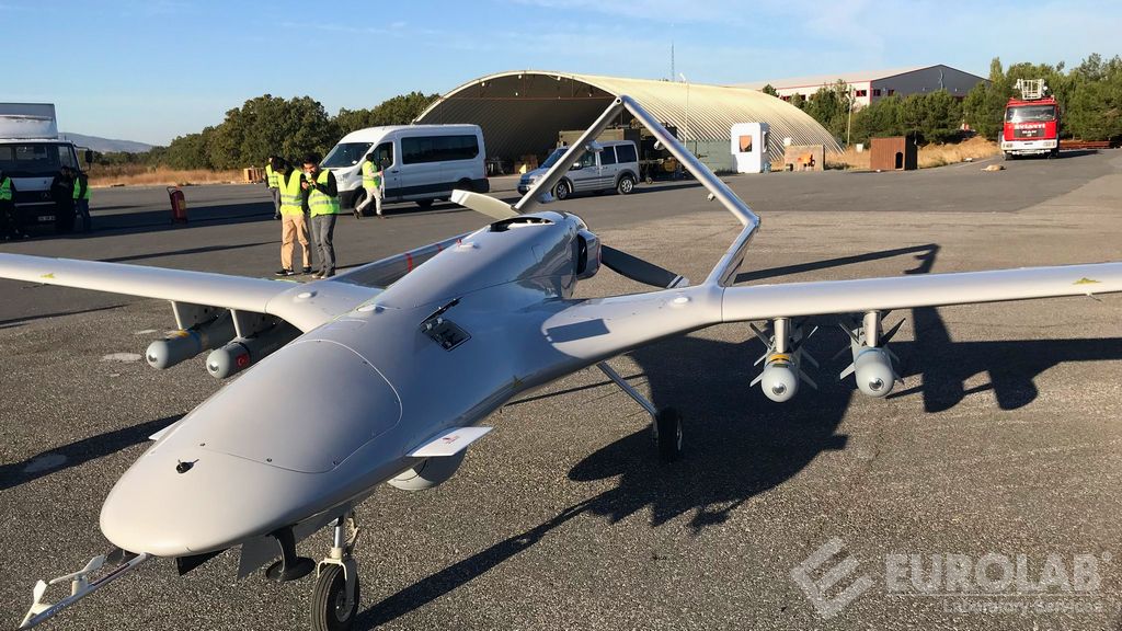 SAE ARP 94910 Aerospace - Sistemi di gestione dei veicoli - Progettazione, assemblaggio e test del controllo di volo, velivoli militari senza pilota, guida alle specifiche SAE ARP 94910 Aerospace - Sistemi di gestione dei veicoli - Progettazione, assemblaggio e test del controllo di volo, velivoli militari senza pilota, guida alle specifiche