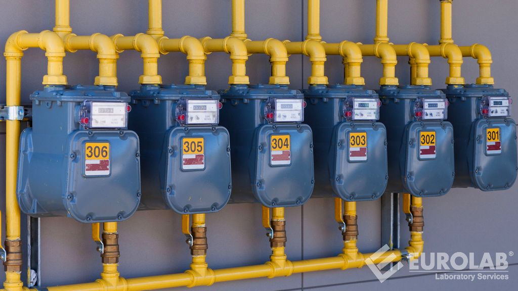 SEMI F74 Gaz Dağıtım Sistemlerinde Kullanıma Yönelik Metal Conta Tasarımlarının Performansı ve Değerlendirilmesi İçin Test Yöntemi