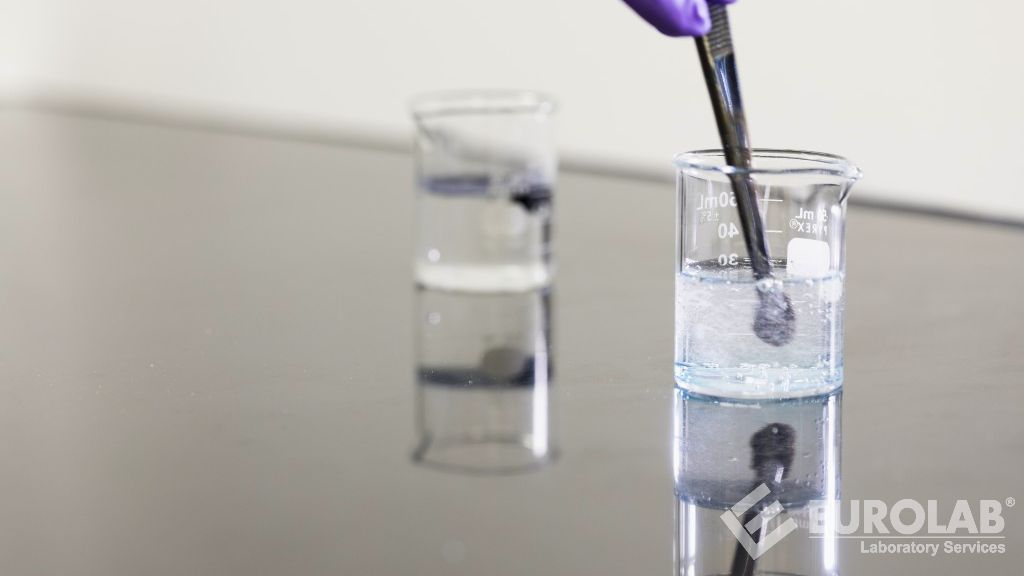 Analisi dei metalli nei liquidi e nell'acqua Analisi dei metalli nei liquidi e nell'acqua