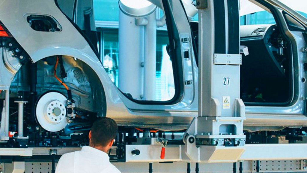 VOLVO STD 420-0002 Boya Kaplamalarının Bozulmasının Değerlendirilmesi - Paslanma Derecesinin Belirlenmesi