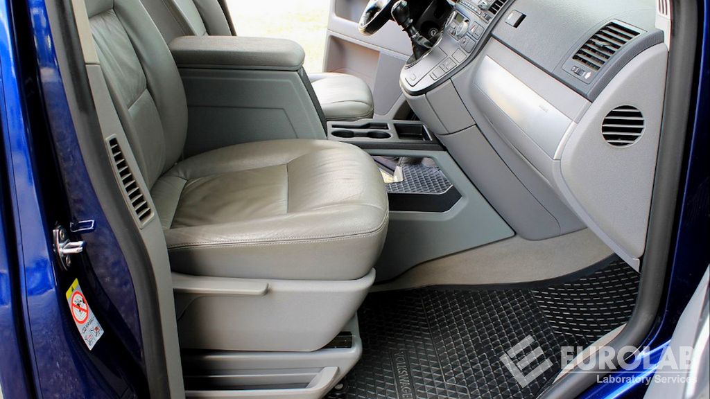 VW PV 3934 Topuk İle Zemin Kaplaması Aşınma Testi