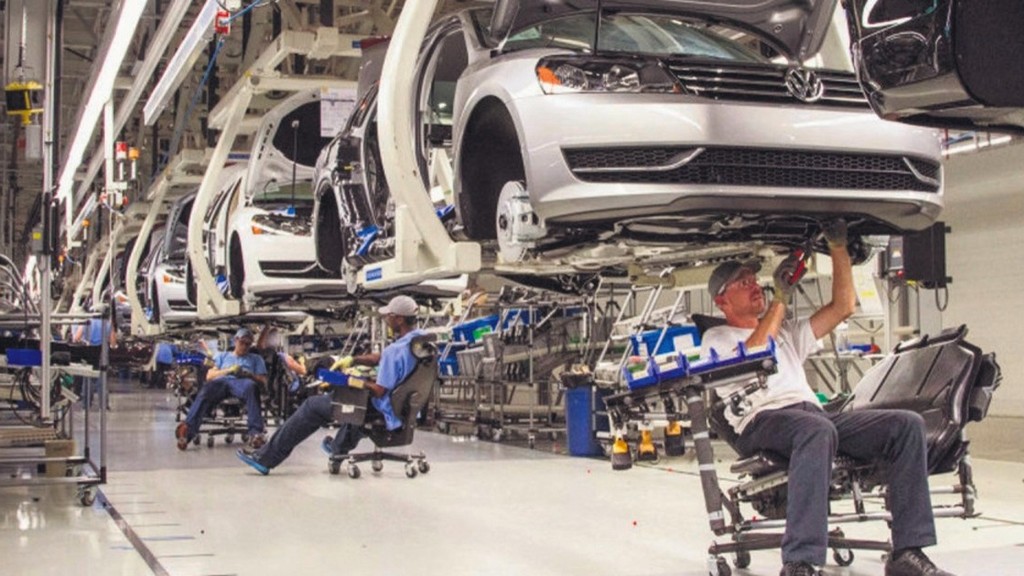 VW PV 3935 Plastikler ve Elastomerler - Py-GC/MS, TD/Py-GC/MS, Heart-Cut, EGA