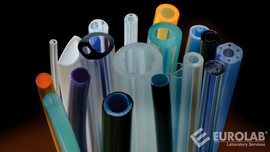 VW PV 3983 Mekanik Streslerle Bağlantılı Olarak Plastiklerin ve Termoplastik Elastomerlerin Ortam Direnci