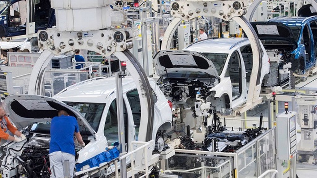 VW TL 52476 POM, Araç İç Mekanı İçin Bitmiş Parçalar - Malzeme Gereksinimleri